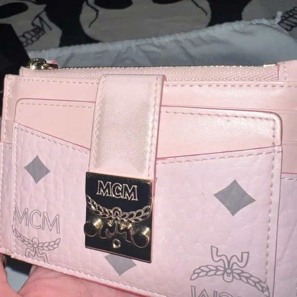 MCM light pink and grey Patricia wallet + Key fob - Picture 5 of 16